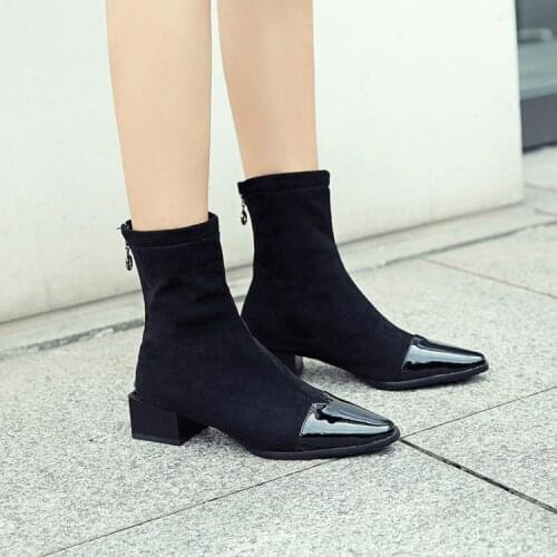 Pink short boots European and American womens boots spring and autumn single boots 2019 new half boots middle heel student wint