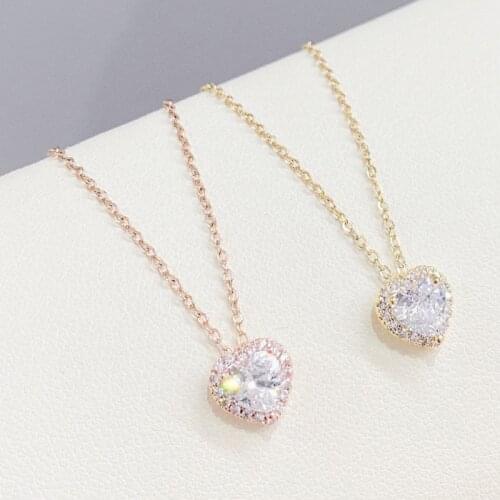 Showfay 2021 New Style Micro Inlaid Zircon Heart Necklace Fashion Queen Necklace Female Peach Heart Pendant Necklace Fashion