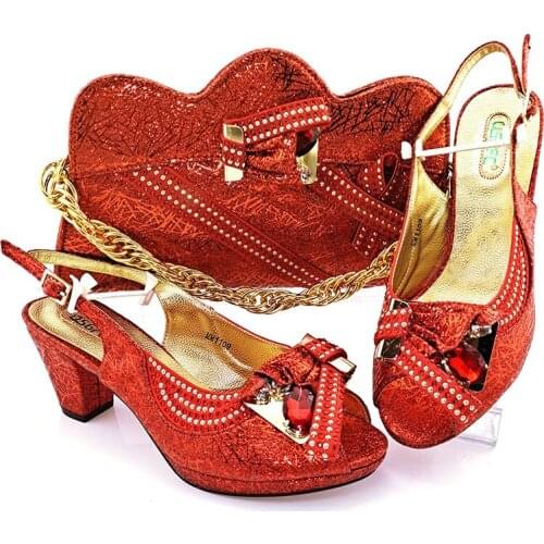 Italian Design Newest Nigerian Fashion Ladies Shoes and Bag Set Decorated With Rhinestone and Metal in Peach Color for Party