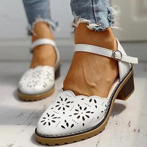 Summer Women Square Heel Sandals Casual Comfortbale Med Heel Ankle Strap Vintage Fashion Elegance Gladiator Sandals