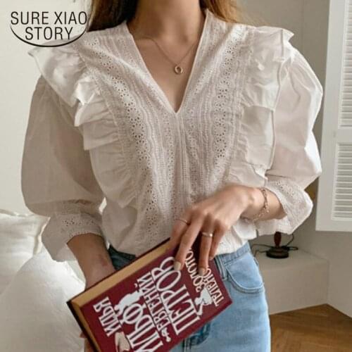 Spring Lace Ruffled Blouse Women 2021 New Korean Vintage Palace Style V-neck Half-sleeved Shirt Fashion Loose Slim Top 13585