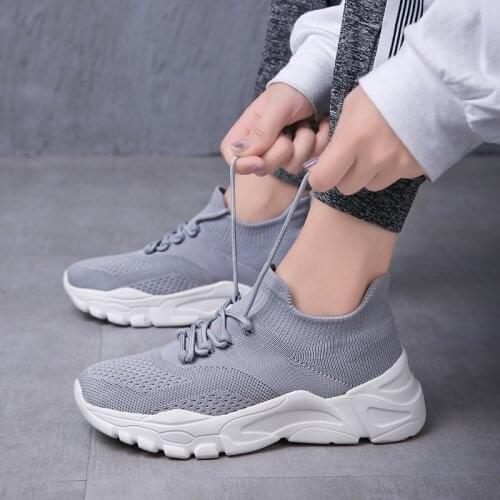 Fashion Platform Sneakers Women Running Shoes Comfortable Basket Woman Breathable Lightweight Sock Sneaker Classic White Black