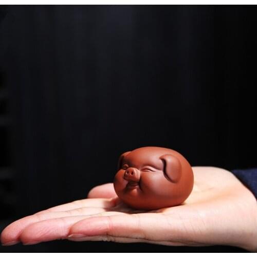Mini tea pet yixing zisha purple clay pig small statue home decoration for table desk pet wealth bring tea pets lovely pig head