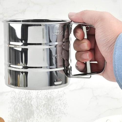 Stainless Steel Flour Sieve Cup Handheld Sugar Powder Mesh Sieve Baking Sieve Strainer Portable Cake Net Sieve Kitchen Supplies