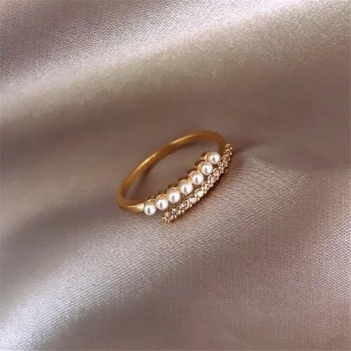 2021 New Korean Fashion Women Jewelry Gifts，Geometric Metal Pearl Rings Simple Crystal Rings for Women Minimalist Opening Ring
