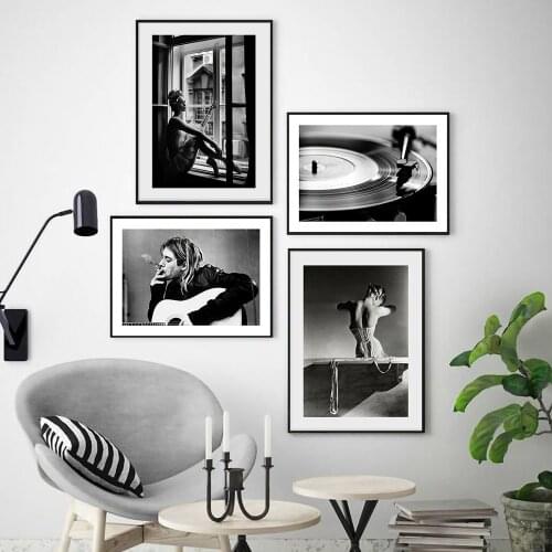 Kurt Cobain Poster Black and White Vintage Canvas Painting Print Girl Fashion Wall Print for Living Modern Room Home Decoration