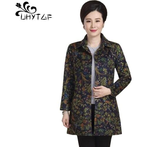 UHYTGF 2019 Mother spring autumn Trench Coat tops Fashion Women Thin Trench Coats printing Slim Plus Size 5XL Wind coats X166