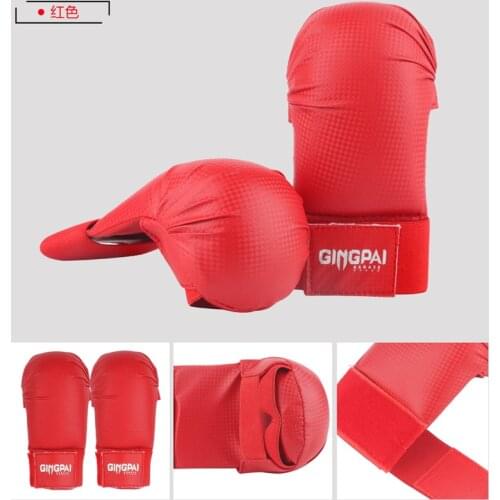 2020 New Male Female PU Karate glove MMA kickBoxing Gloves Fighting Sandbag Training Punching mitts TKD hands Protector Red Blue