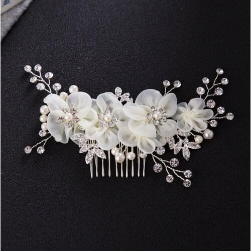 White Flower Hair Combs Pearl Rhinestone Wedding Hair Accessories Crystla Leaf Bridal Women Hair Ornament Accessories