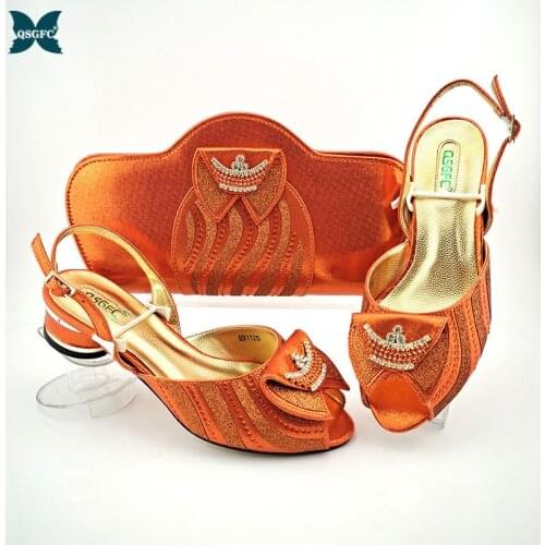 Nigerian 2021 Hot Selling Italian Design Low Heels Fashion Rhinestone Style Orange Color Party Wedding Ladies Shoes and Bag Set