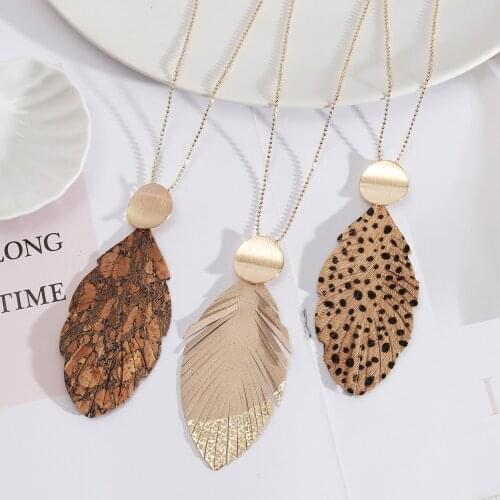 Leaf Shape Leopard Print Leather Pendant Gold Color Sweater Chain Pendientes Fashion Brand Jewelry Women ACC