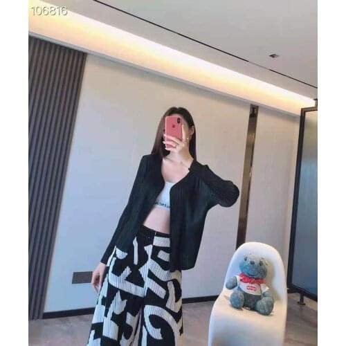 Kelana Pleated Coat 2021 Summer Open Stitch Plain Color High Quality Long Sleeve Classic Fashion Clothing Black Blazer