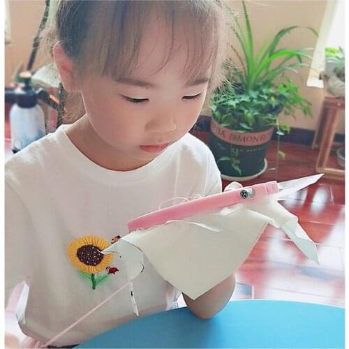 DIY Lovers T-shirt Embroidery Material Bag New Hand Embroidered Clothes Red Lips Embroidery As A Gift for Your Boyfriend