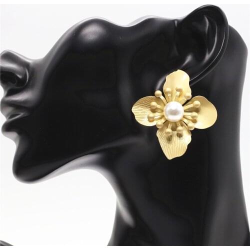 Pearl Flower Dangle Ginkgo Leaf Gold Color Trendy Geometric Statement Earring Women Girl Hanging Fashion Jewelry Drop Earrings