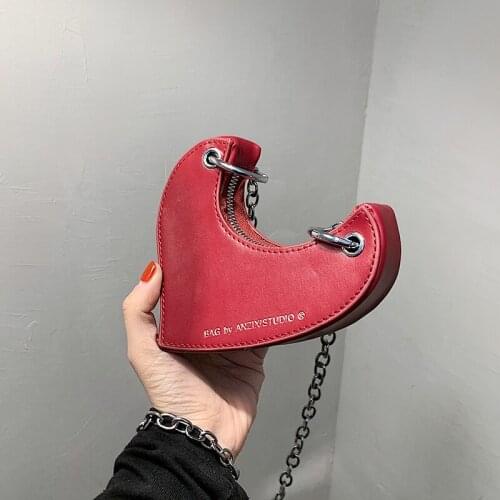 Chic Heart-Shaped Design Chain Shoulder Bag for Women Designer Fashion Purses and Handbags Casual Mini Crossbody Bag Clutch New