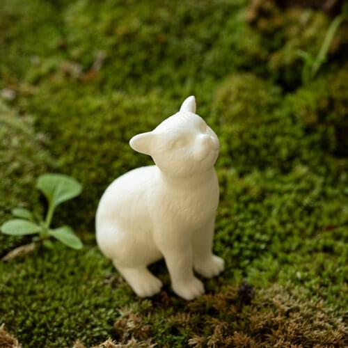 White Cat Porcelain Cute Tea Pet Handmade Ceramic Small Bonsai Landscape Animal Figurine Decor Fairy Garden Miniatures Gift
