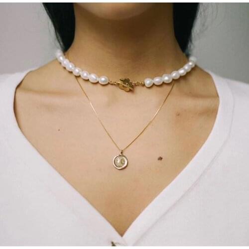 Amorita boutique Fashionable natural pearl beaded flower necklace