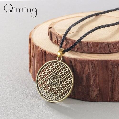 Vintage Ancient Evil Eye Necklace For Women Men All Seeing Eye Viking Signet Engraving Antique Sacred Evil Eye Geometry Necklace