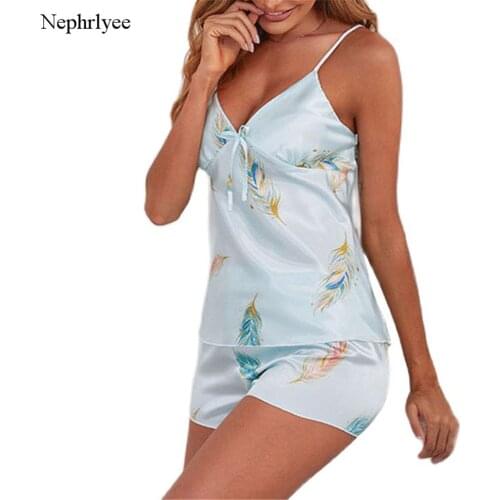 2021 New Pajamas For Woman Silk Sexy Pijamas Girls Sleepwear Satin Home Suit Summer Pyjama Femme V Neck Pajamas Set Women SLP317