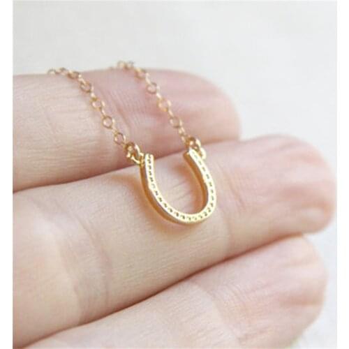 European And American Fashion Simple Fashion Horseshoe U-Shaped Pendant Necklace Delicate Clavicle Chain