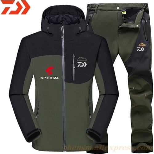 Dawa 2021 New Men Winter Waterproof Fishing Clothes Sets Warm Fleece Hiking Clothing Suits Outdoor Trekking Fishing Jacket+Pants