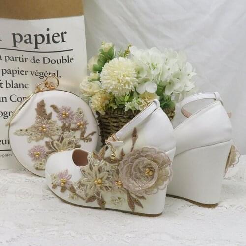 2020 New Arrival Wedges Flower wedding shoes with matching bags Round Toe Ankle Strap Bridal Party shoe and bag set High Shoes