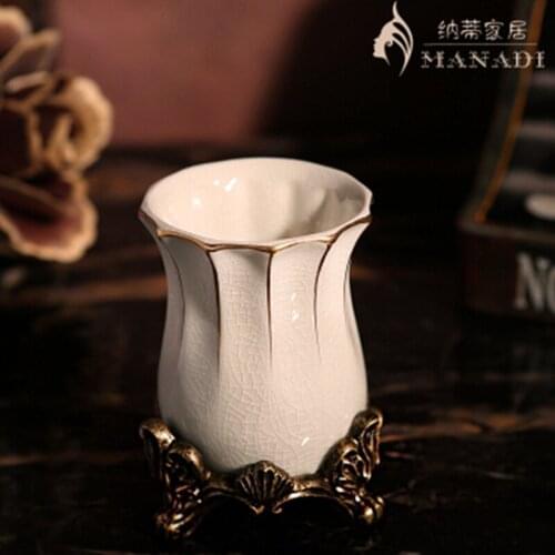 European ceramic gargle creative couple toothbrush cup of high-grade bathroom wash gargle tumbler contracted brushing cup