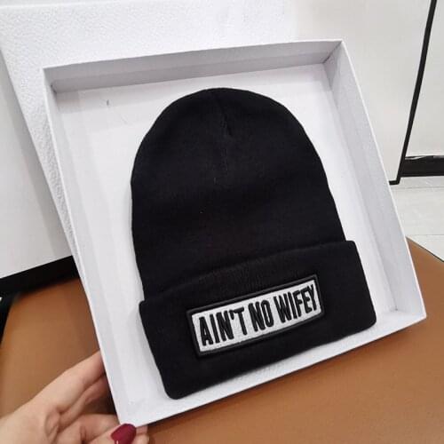 HT499 New Winter Beanies for Women Embroidery Outdoor Warm Crochet Skullies Hat Autumn Knitted Head Cap Women Beanies