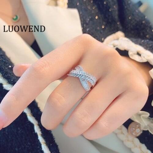 LUOWEND 100% Real 18k White Gold Rings Trendy Cross Design Natural Diamond Ring Lady OL Style Party Jewelry for Women