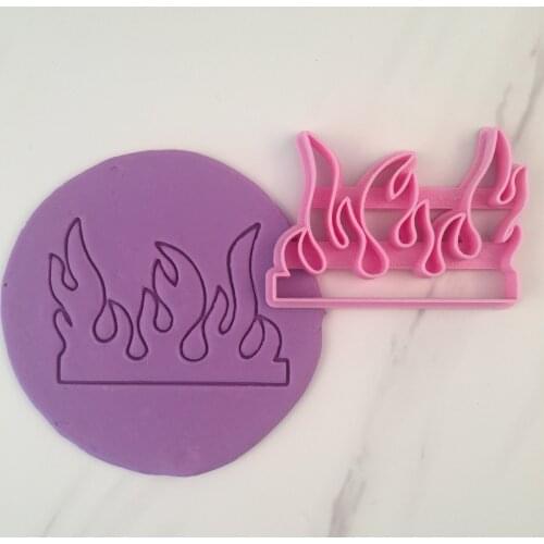 Cake Tool 3inch Flame Burning Fire Plastic Fondant Cutter Mold Stamp Decorating