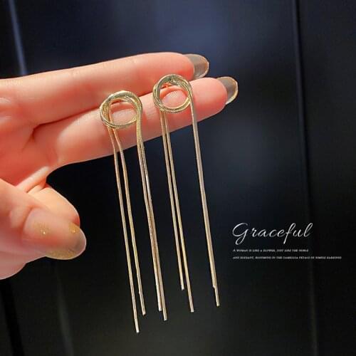 OLIRAFT 2021 New Long Metal Tassels Temperament Senior Drop Earrings Contracted Geometric Circular Fashion Women Earrings Fine