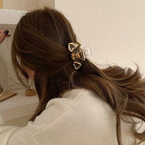 FAMSHIN 2021 New Cute Bear Hair Claw Acrylic Hair Clip Big Headwear Hairpins Barrette Vintage Hair Accessories For Women Girls