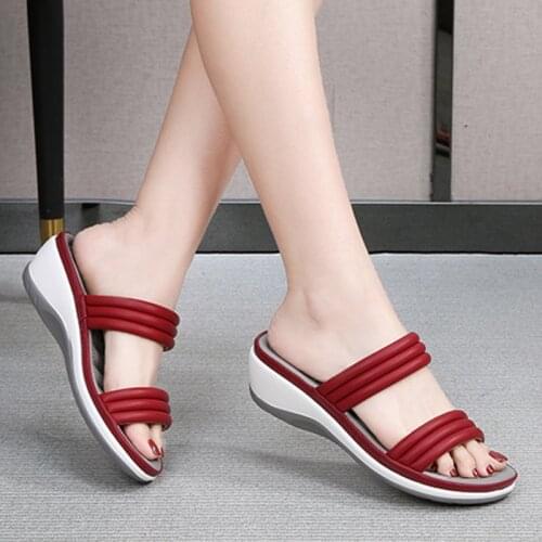 2021 Womens Wedge Shoes Slippers Summer Beach Solid Color Open Toe Non-Slip Slides For Women Ladies Low Heels Casual Sandals
