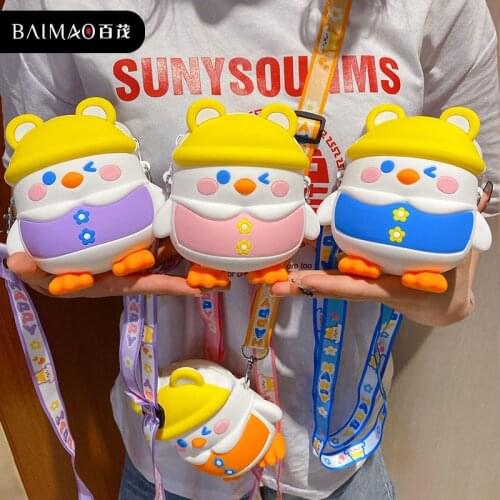 2021 New Cute Silicone Cute Duck Diagonal Small Bag Coin Purse Earphone Key Case Cartoon Girl One-shoulder Storage Bag Gifts