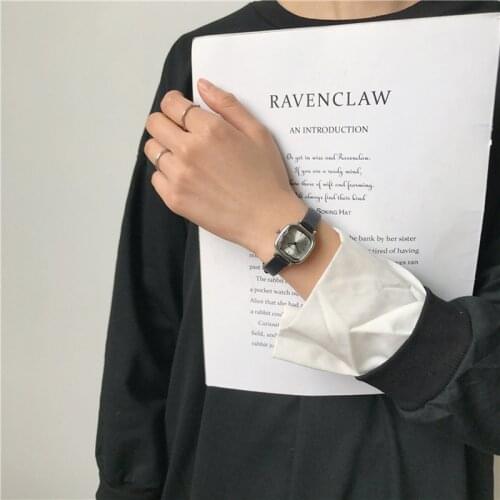 Small Mini Temperament Square Leisure All-Match Simple And Exquisite Retro Style Quartz Watch Exquisite Gift Watch