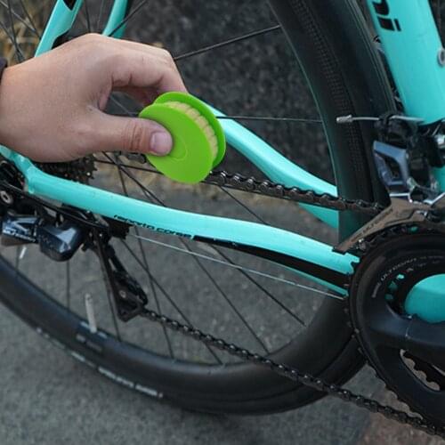 Lubricating Cycling Gear Roller Chain Repair Portable Bicycle Oiler Cleaner Lubricant Waterproof Cycling Elements