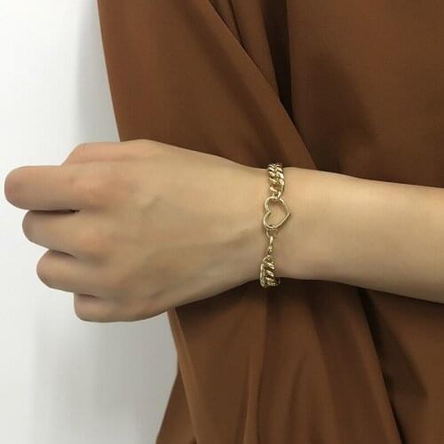 Romantic Punk Hollow Out Heart Metal Bracelet Creative Hip Hop Gold Color Hand Chain Accessories Fashion womens Party Jewelry