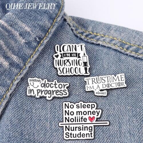 Funny Quote Enamel Pins Doctor In Progress Metal Brooches Nurse Badges Funny Graduation Gift Idea for Doctor Future Doctor
