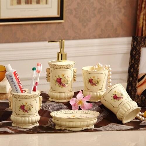 Bathroom Accessories Set Luxury Ceramic Soap Dispenser Toothbrush Holder Gargle Cups Soap Dish Design High Quality Wedding Gifts