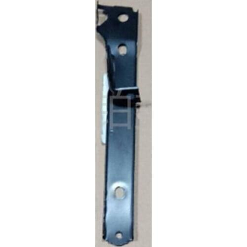 Car front bumper center stay sub-assembly 2009-toy ota RAV4 2.0L 2.4L cover lock bracket front bumper center stay iron