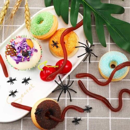 10Pcs Lifelike Earthworm Worm Soft Stretchy Trick Toy Halloween Party Props Tricky joke Novelty toys for party bar