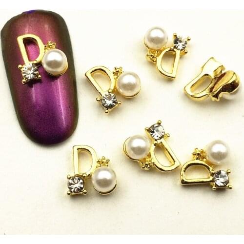 10Pcs/Lot Japan Gold Cat Letter "D" with Pearl Rhinestone DIY Metal Alloy Nail Art Deco Nail Stickers/Charms/ Tools for Manicure