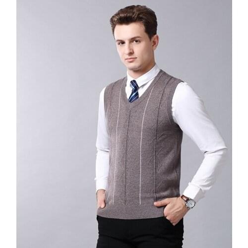 2020 New Fashion Knitted Vest Winter Mens Knitted Sweater Sleeveless V-Neck Casual Mens Sweaters And Pullovers