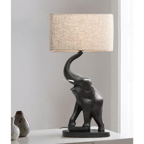 Modern Creative Elephant Table Lamps for Living Room Lamparas De Mesa Para El Dormitorio Art Deco Study Office Bed Table Lights