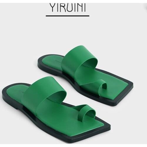 2021 Summer New Style Ck Womens Shoes Casual Square Head Wide Straps Flip Flops Flat Bottom Womens Slippers