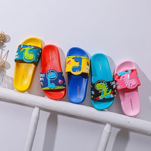 2021 New Childrens Indoor Home Slippers Non-slip Home Slippers Cute Cartoon Dinosaur Slippers Beach Flip-flops