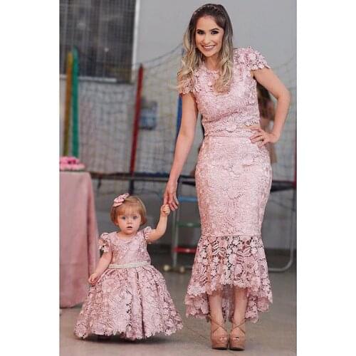 Cheap Blush Lace Mother And Daughter Dresses Evening Wear Jewel Neck Mermaid Prom Gowns With Cap Sleeves Two Pieces Formal Dres