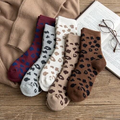 Woman Solid Leopard Cotton Socks Fuzzy Inside Socks Plush Inside Socks Girls Leopard Warm Thick Winter Ankle Socks 5 Pairs/lot