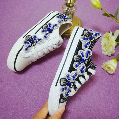 Large size 35-40 spring and autumn ladies canvas shoes college style thick-soled rhinestone handmade single shoes exquisite