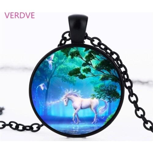 Fashion Jewelry Horse Pendant Necklace Fantasy Jewelry Animal Pendant Unicorn Choker Necklace Glass Dome Necklaces Bijoux Women